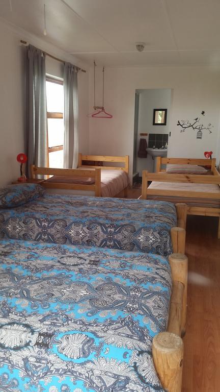 Cape Agulhas Backpackers Hostel สตรุยส์บาย ภายนอก รูปภาพ