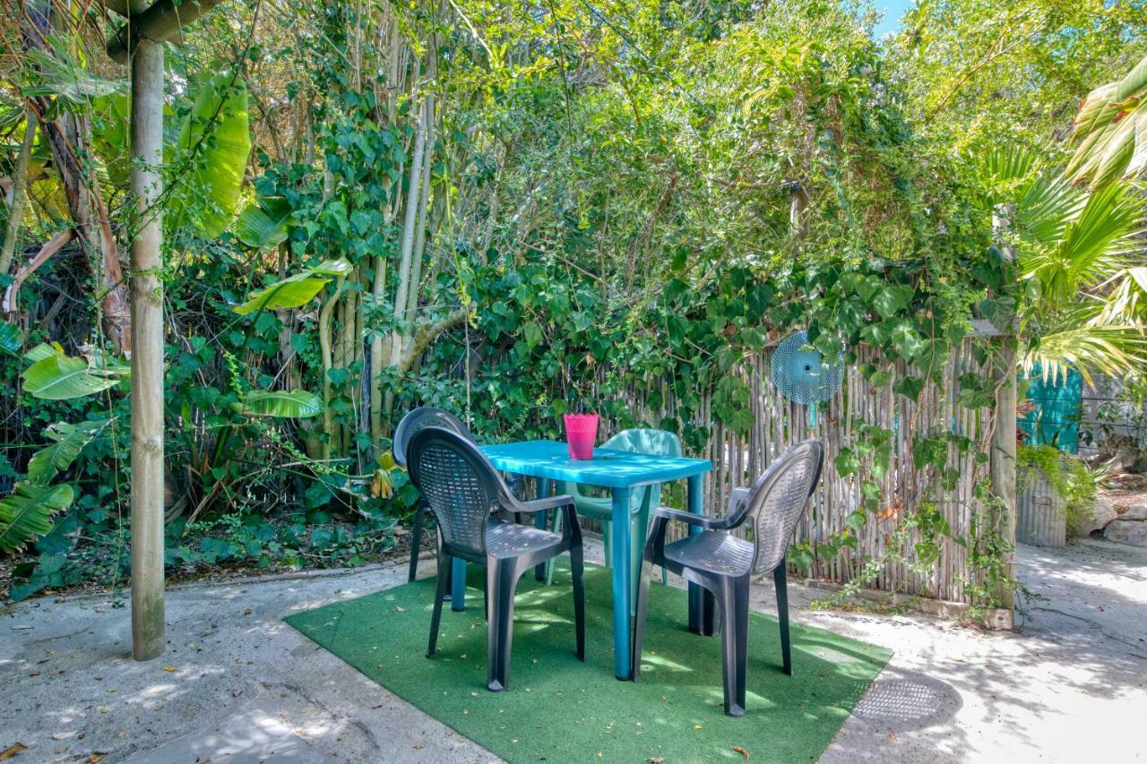 Cape Agulhas Backpackers Hostel สตรุยส์บาย ภายนอก รูปภาพ